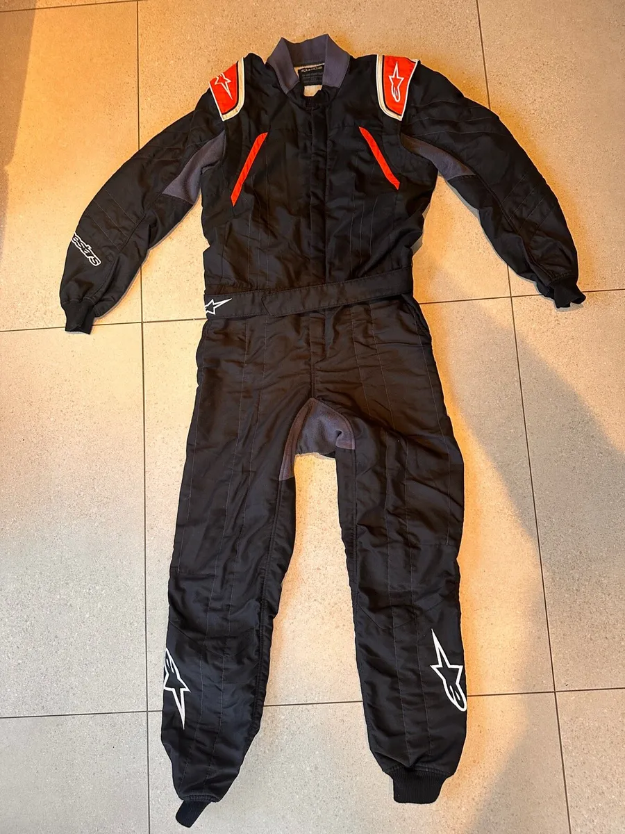 Rally Clothing - Image 3