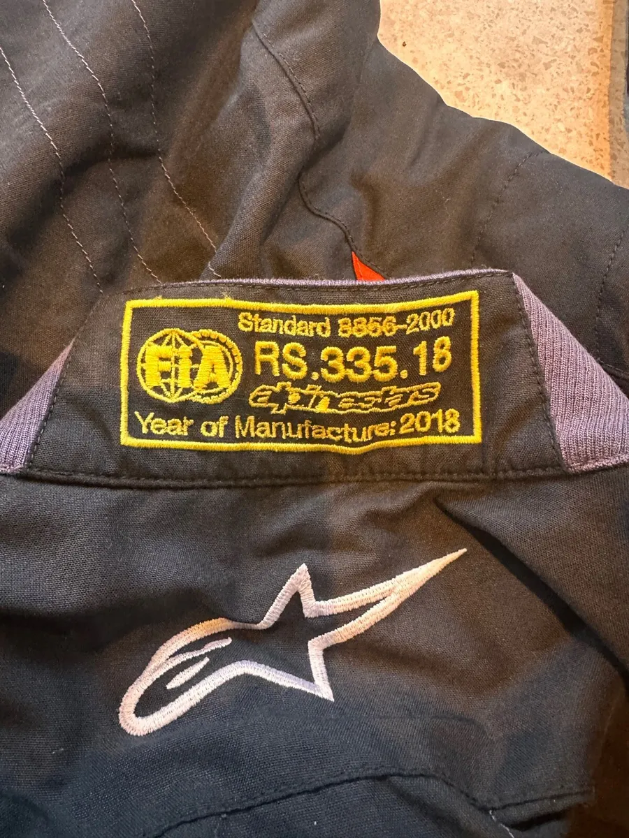 Rally Clothing - Image 4