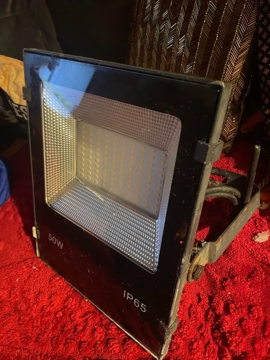 Outdoor lights - Image 2