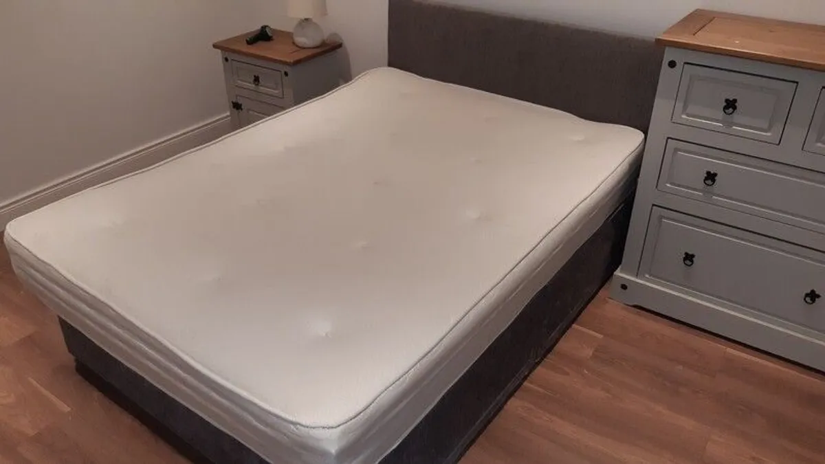 Double Mattress - Image 2