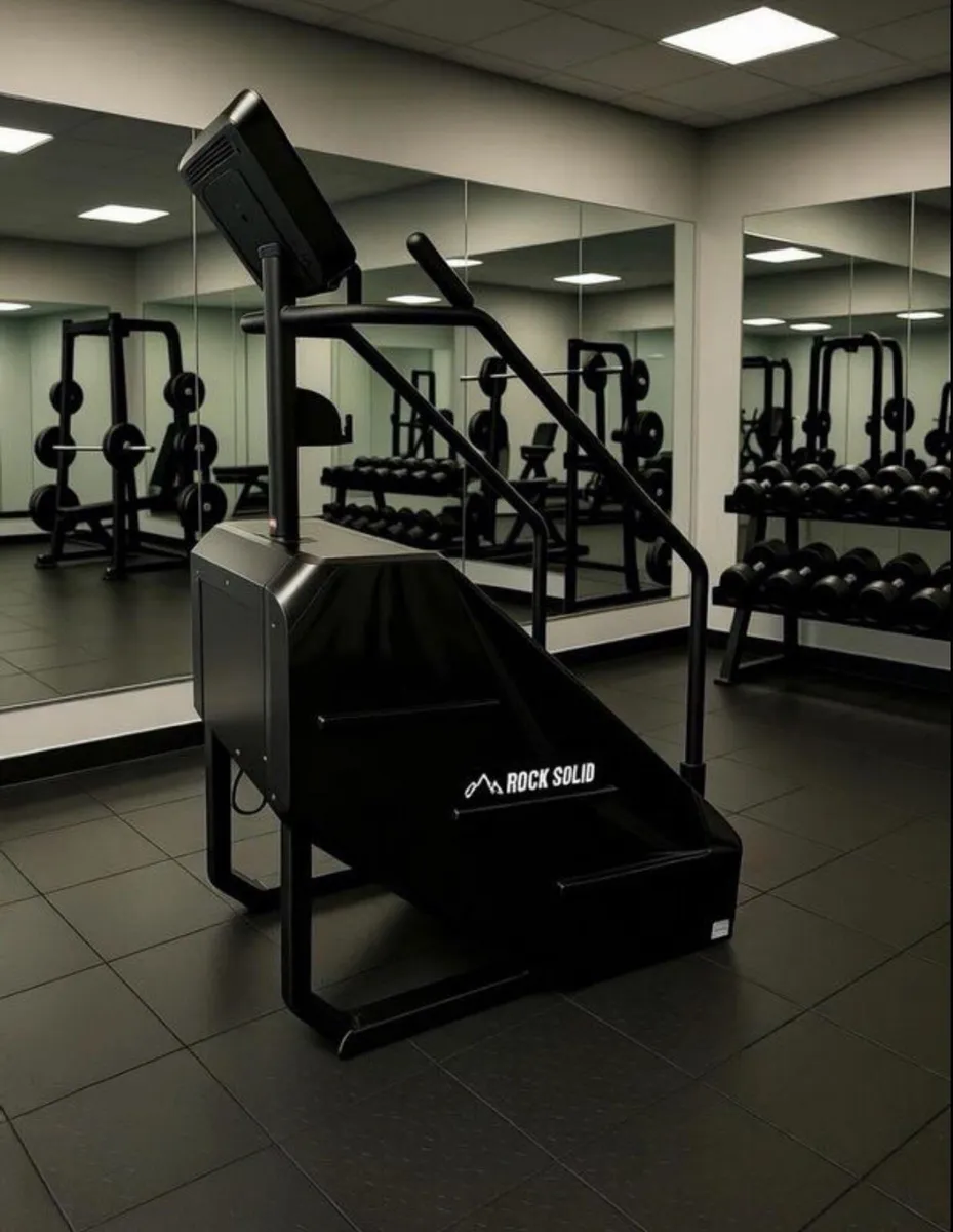 Stair Climber Machine (new in box) - Image 1