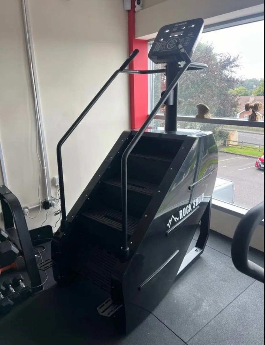 Stair Climber Machine (new in box) - Image 2