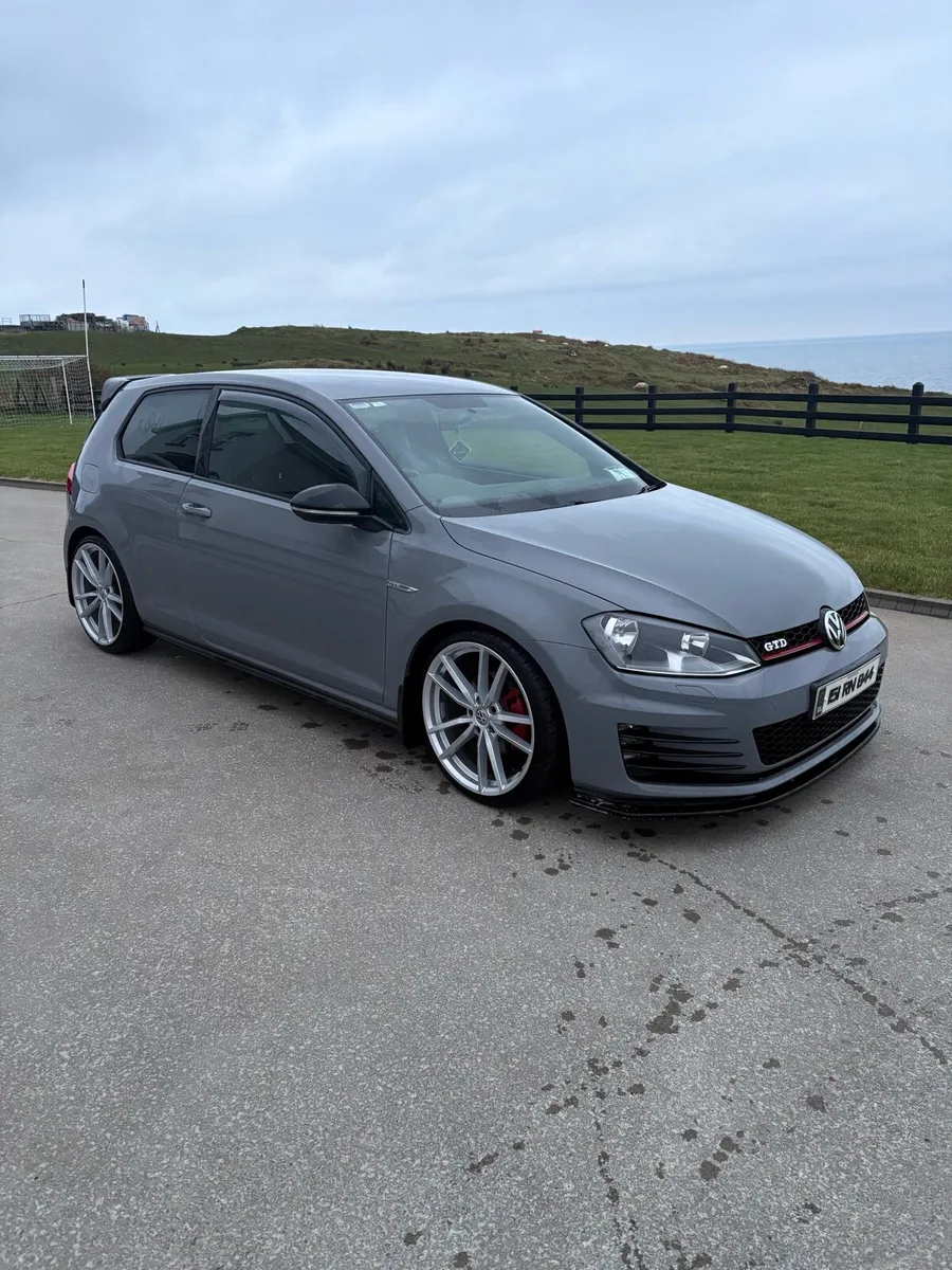 Volkswagen Golf gtd replica - Image 1