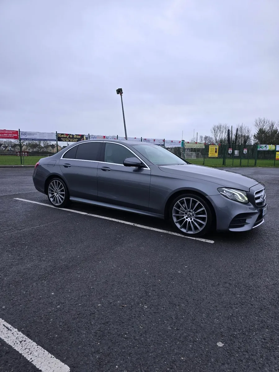 Mercedes-Benz E-Class 2019 - Image 3