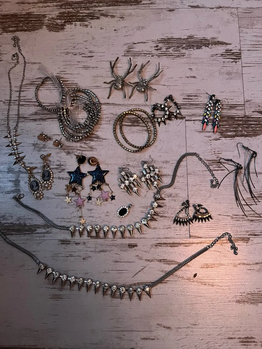 Jewelry bundle