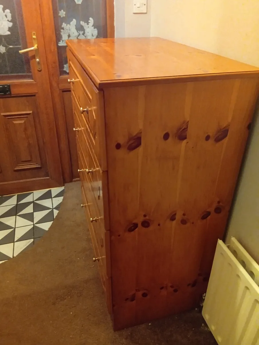Solid Quality Huge chest of drawers - Image 3