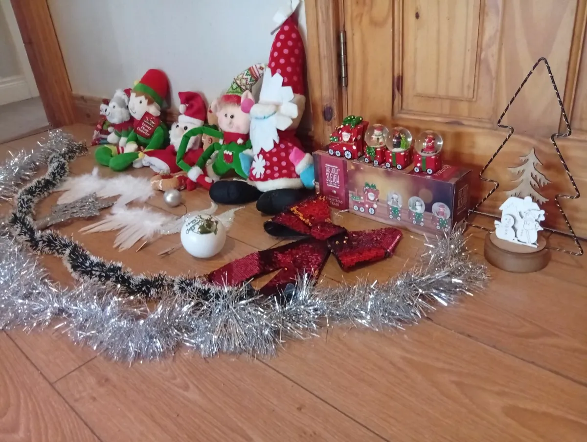 Quality Bunch of Christmas decorations 30pcs - Image 1