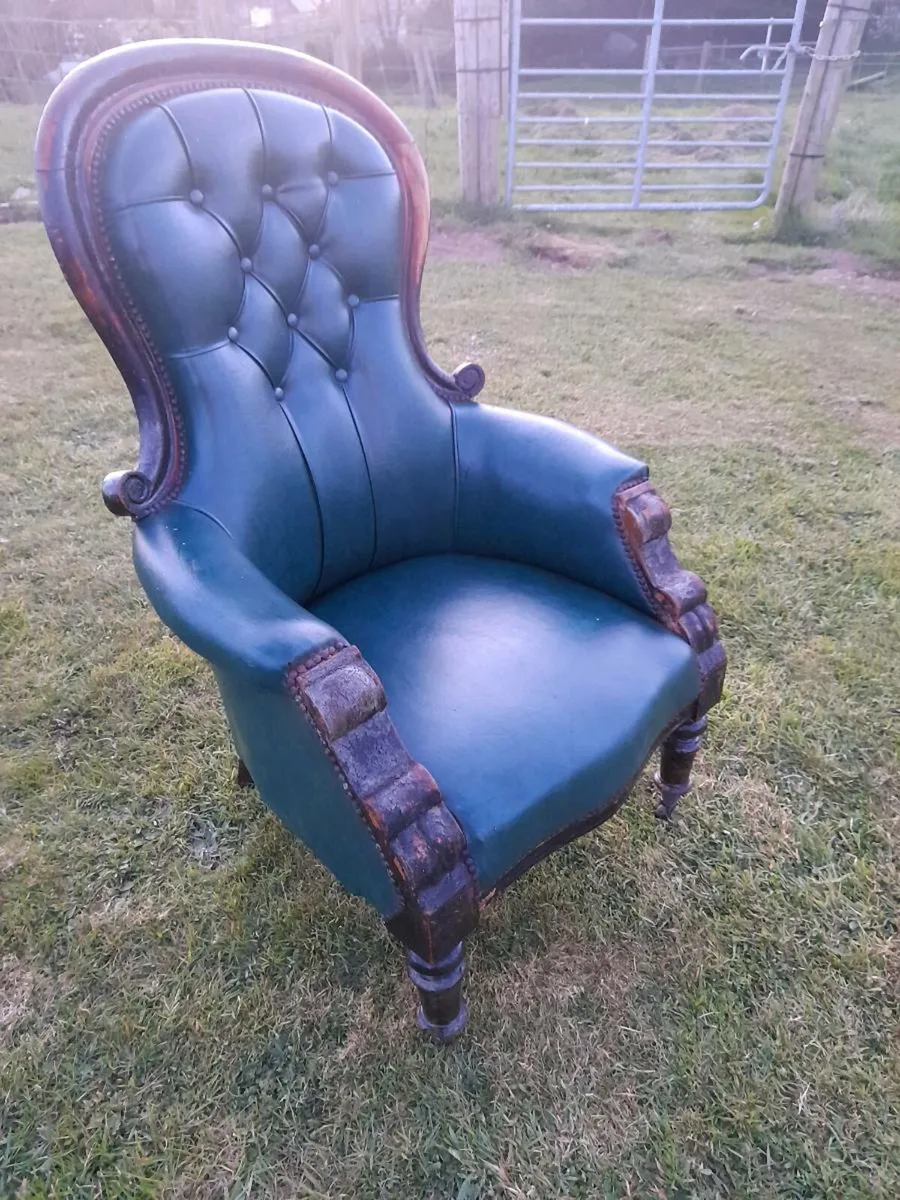 Victorian Spoonback Chair - Image 3