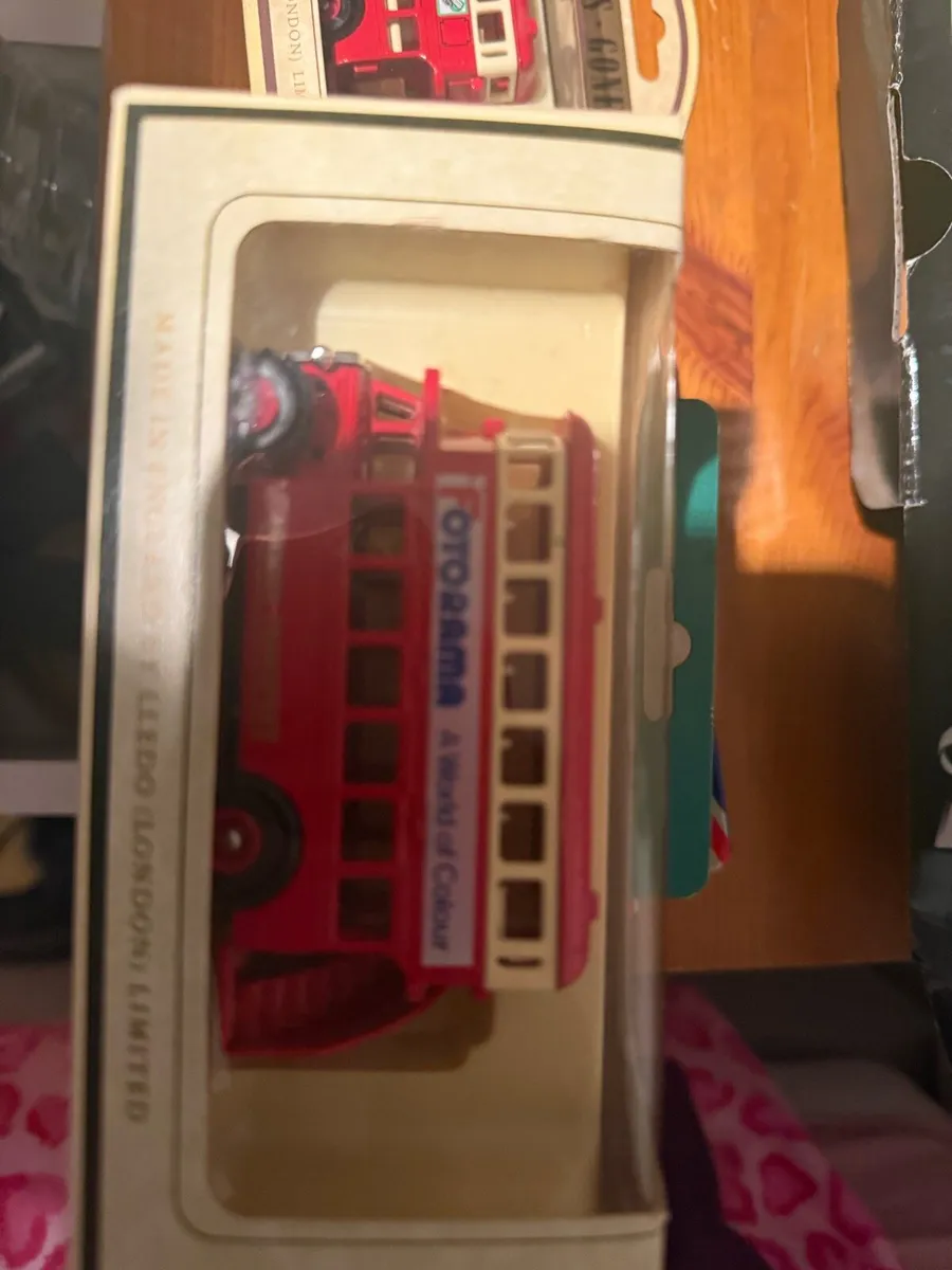 Large range of model buses /Trucks - Image 3