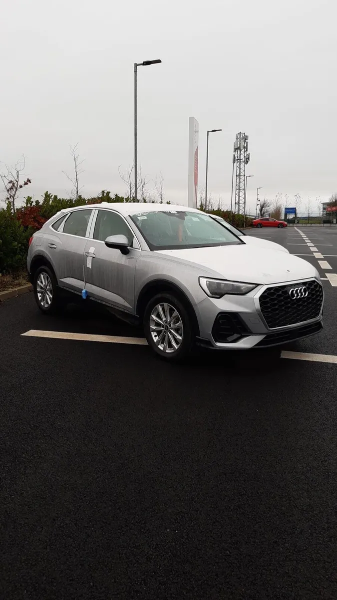 Audi Q3 - Image 1