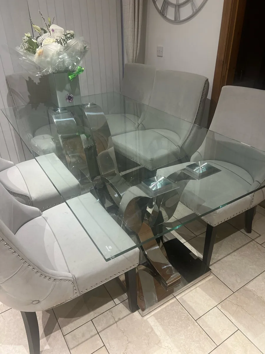Kitchen Table with 6 Chairs - Image 1