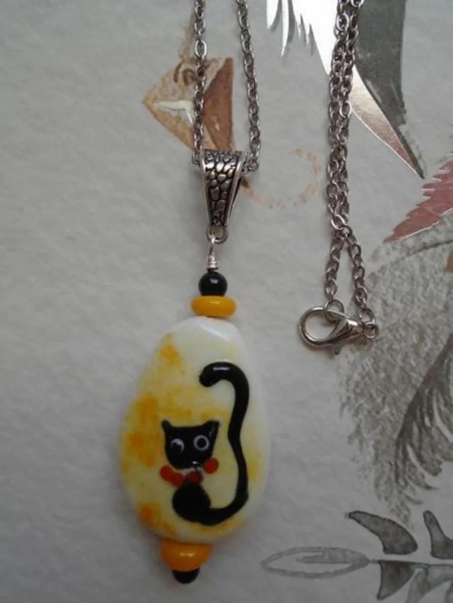 Jewellery, Pendant. Gift. Necklace - Image 3