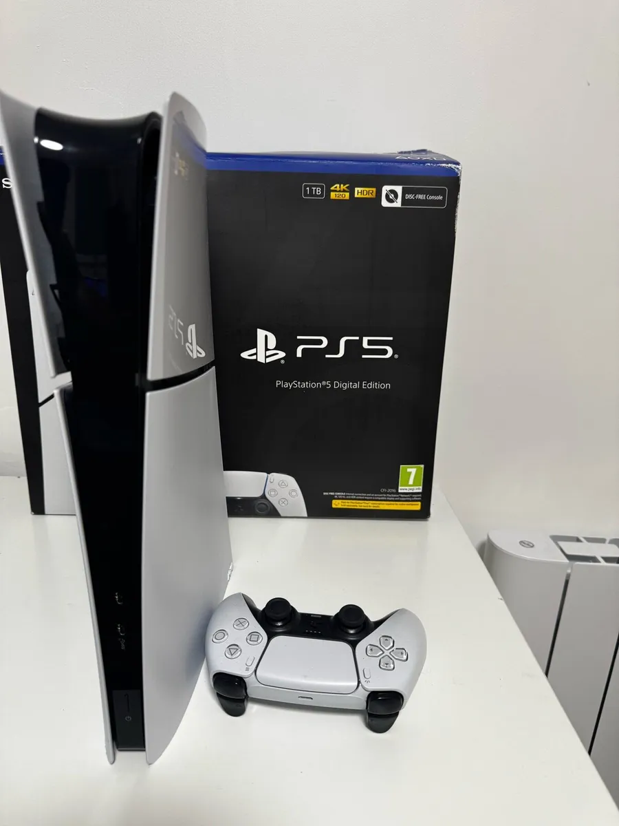 PlayStation 5 Slim - Image 1
