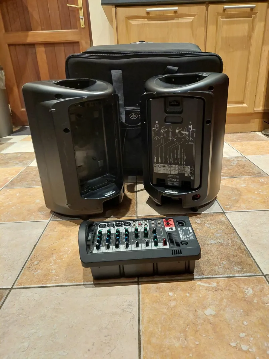 Yamaha STAGEPAS 400i Complete PA ststem. - Image 1