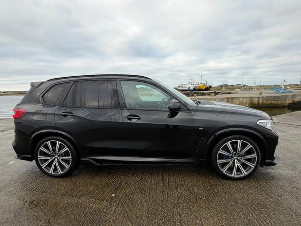 BMW X5 Xdrive30d M Sport Top Spec - Image 2