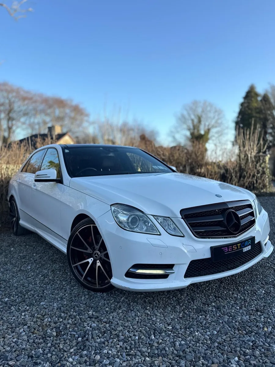 2013 Mercedes-Benz E 220 CDI Sport Automatic - Image 1