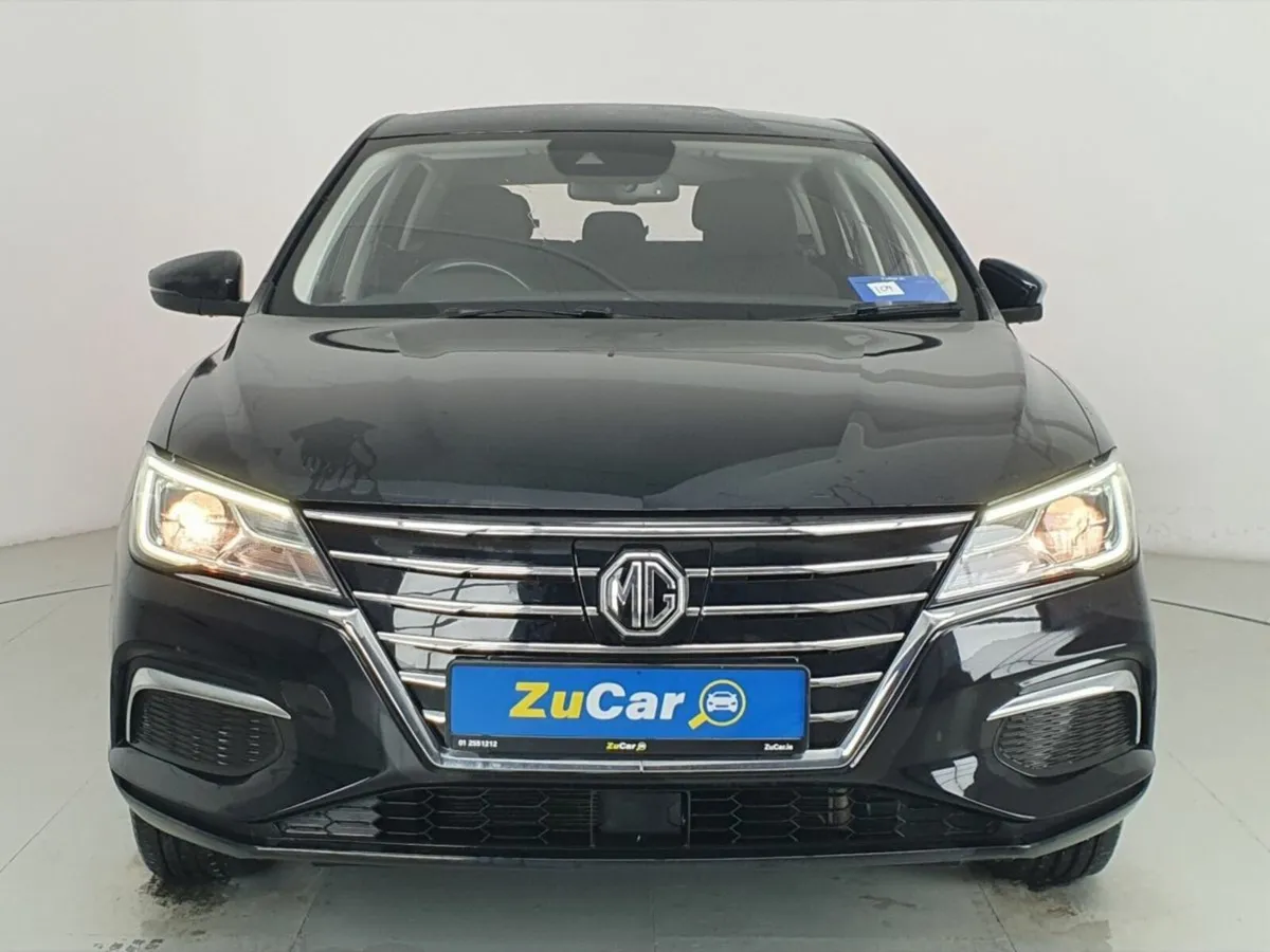 MG MG5 #109  Excite Long Range  156 Electric 61.1 - Image 3