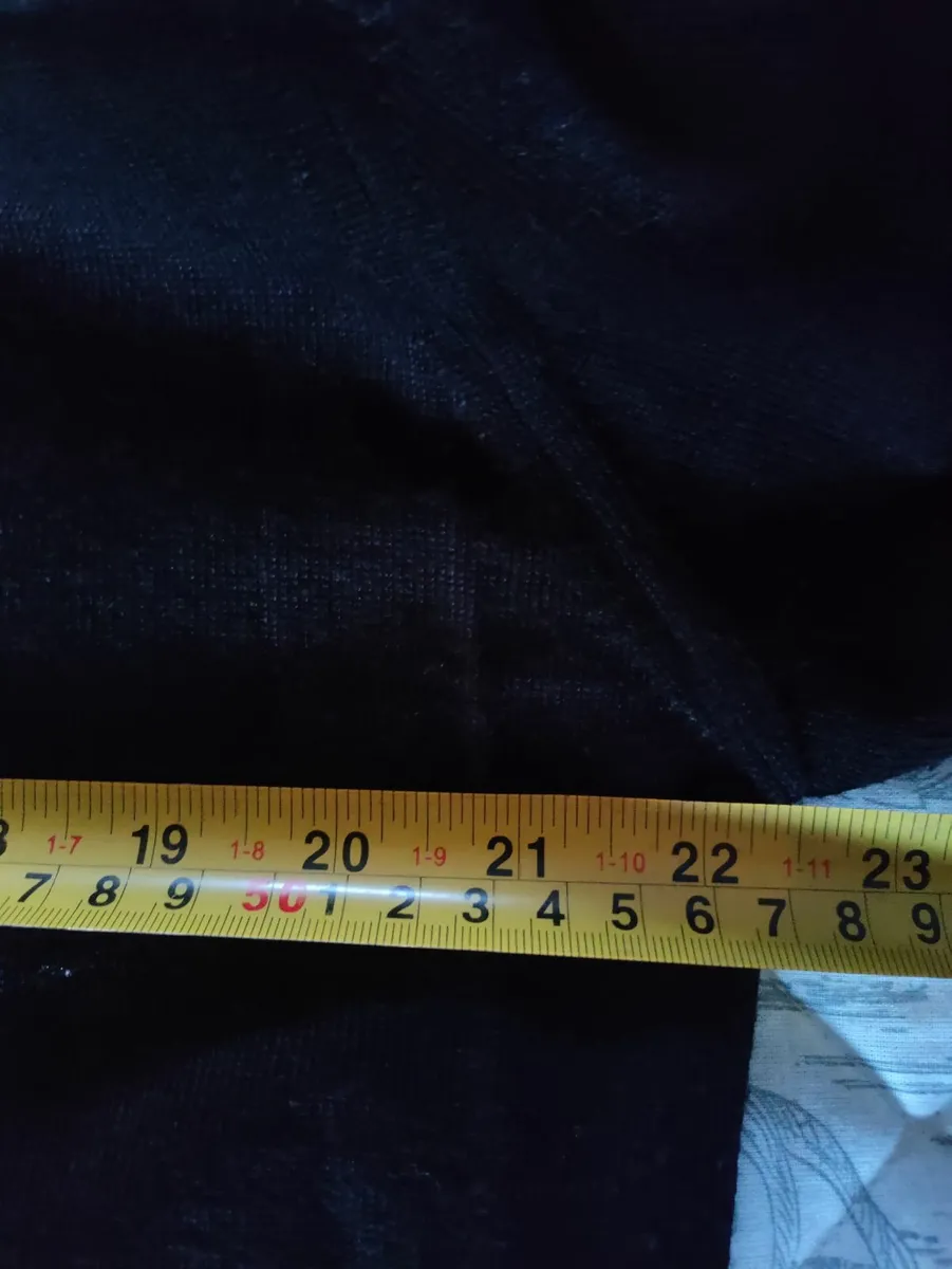 Aston Martin sweater L - Image 3