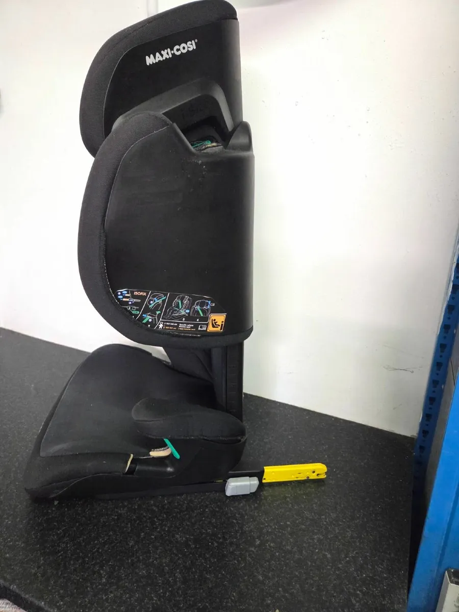 Maxi Cosi Car seat - Image 2