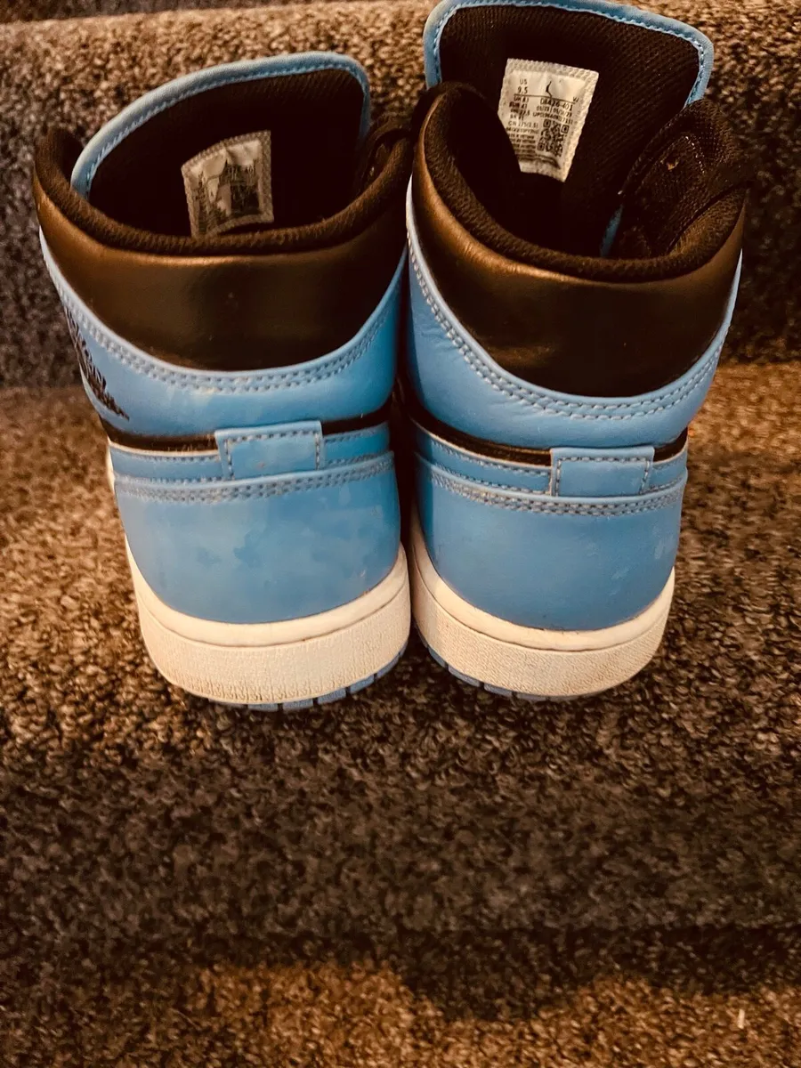 Air Jordan 1 Mid 'University Blue Black' - Image 3