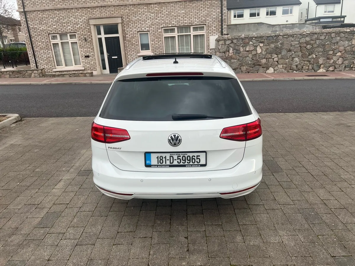 VOLKSWAGEN PASSAT ESTATE GT SPEC AUTOMATIC - Image 3