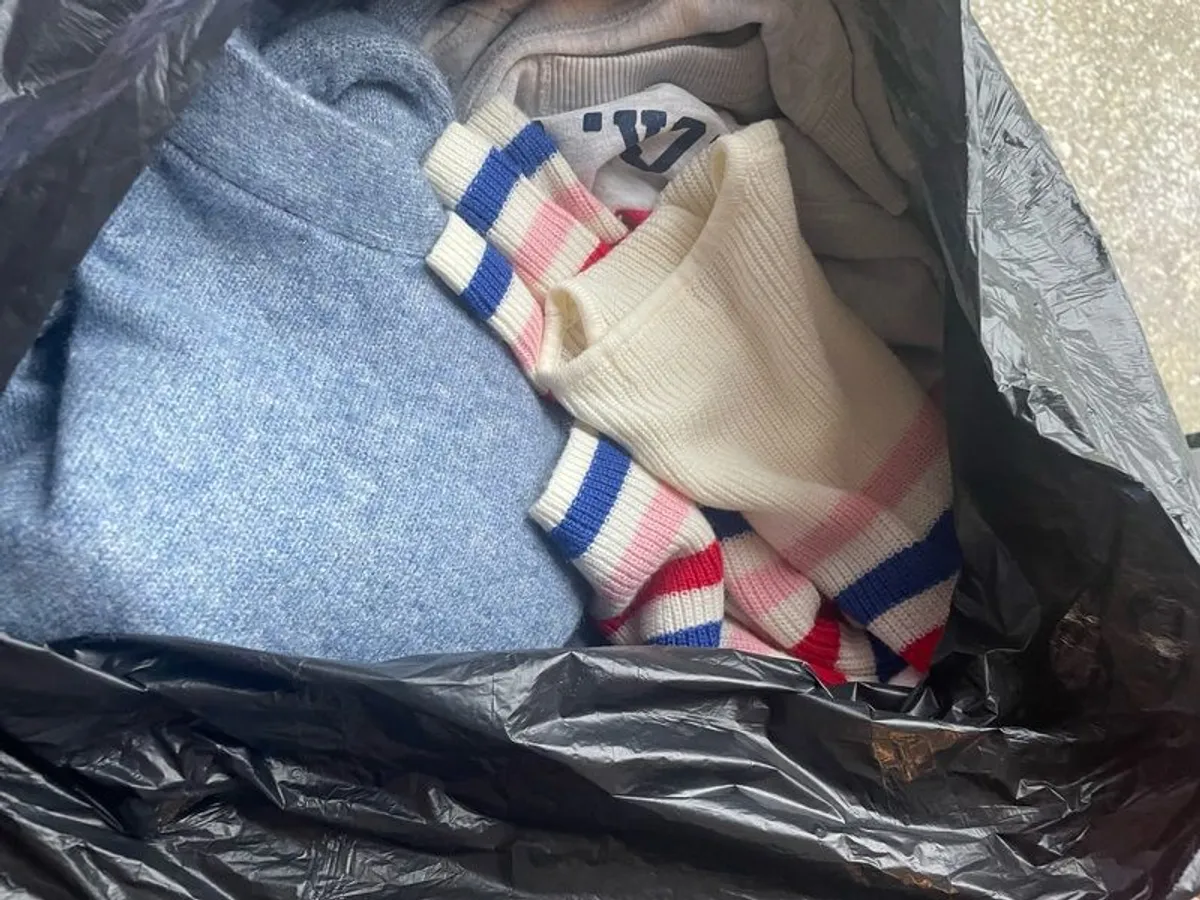 girls clothes - Image 1