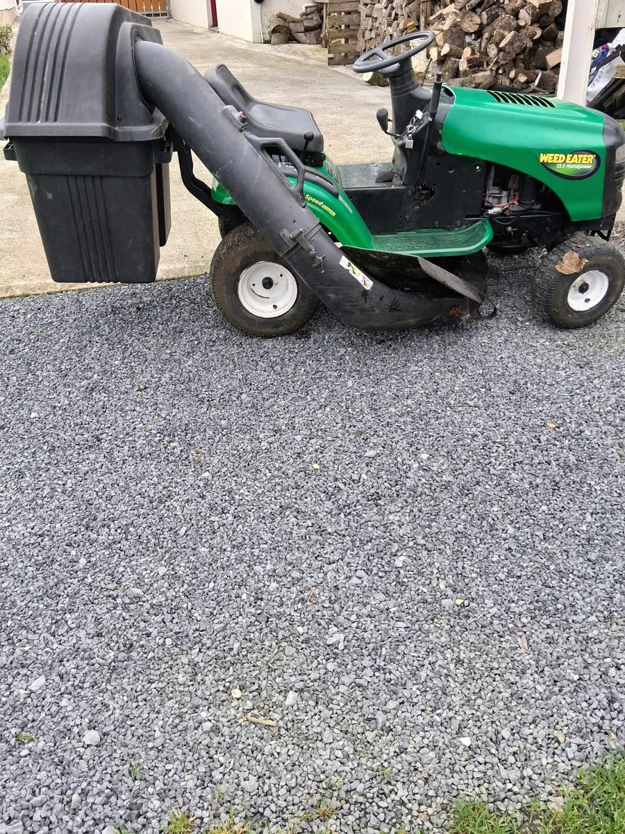 WEED EATER (Husqvarna) 13.5 HP RIDE ON LAWNMOWER - Image 3