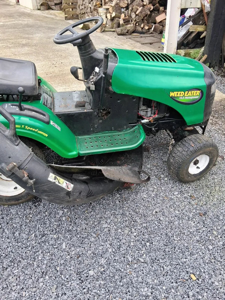 WEED EATER (Husqvarna) 13.5 HP RIDE ON LAWNMOWER - Image 4