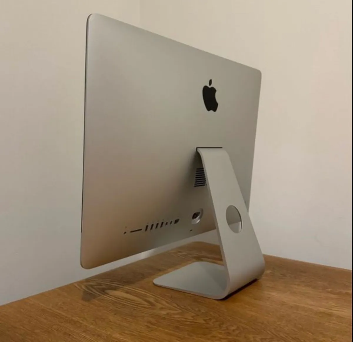 iMac 21,5" Late 2015 i5 2x1.6GHz 8GB 1TB HDD - Image 3