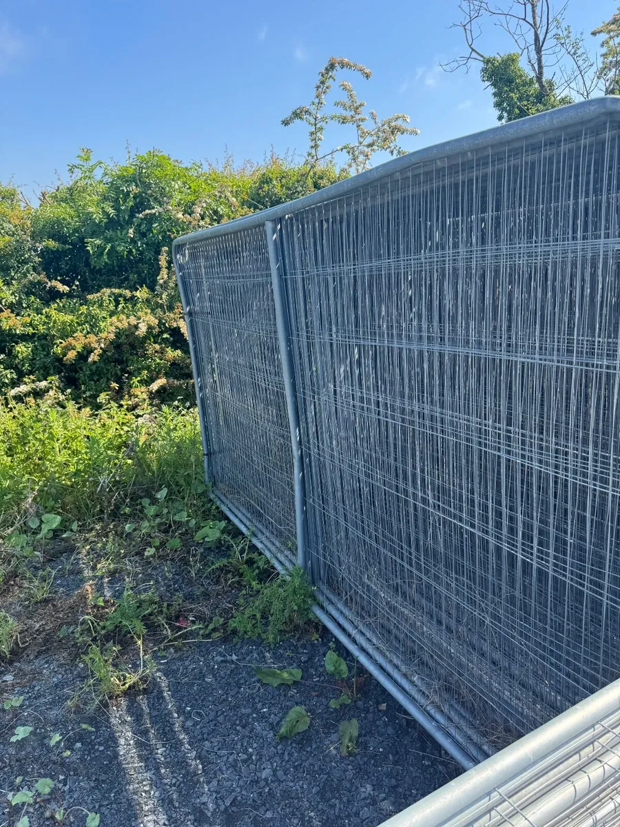 Herras fence - Image 1