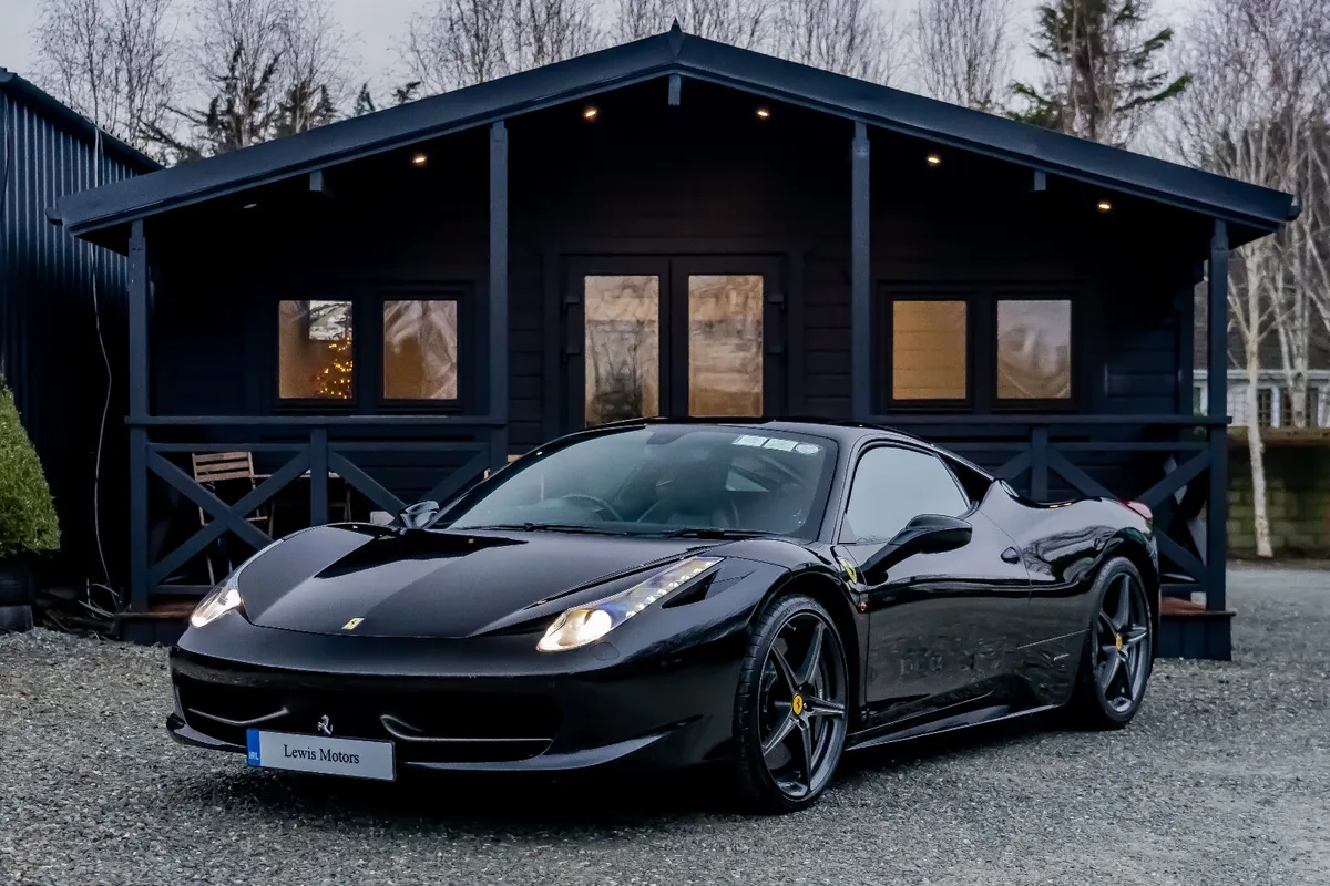 2013 Ferrari 458 Italia 570BHP, HIGH SPEC - Image 3