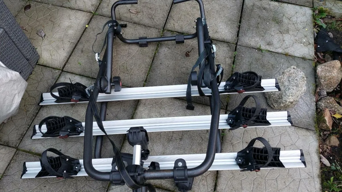 Menabo Three Bike Rack - Image 3