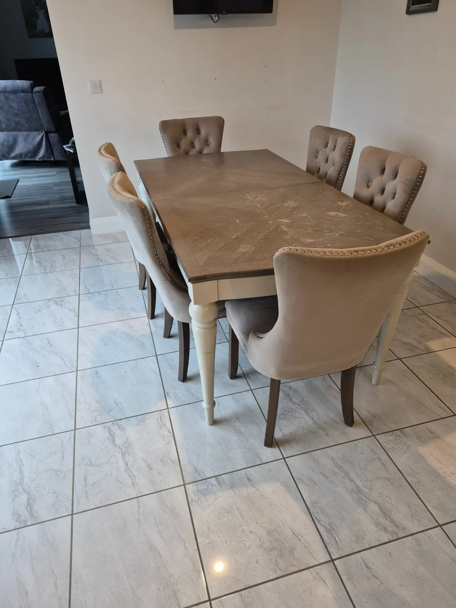 Kitchen Table and 6 Chairs - Image 1