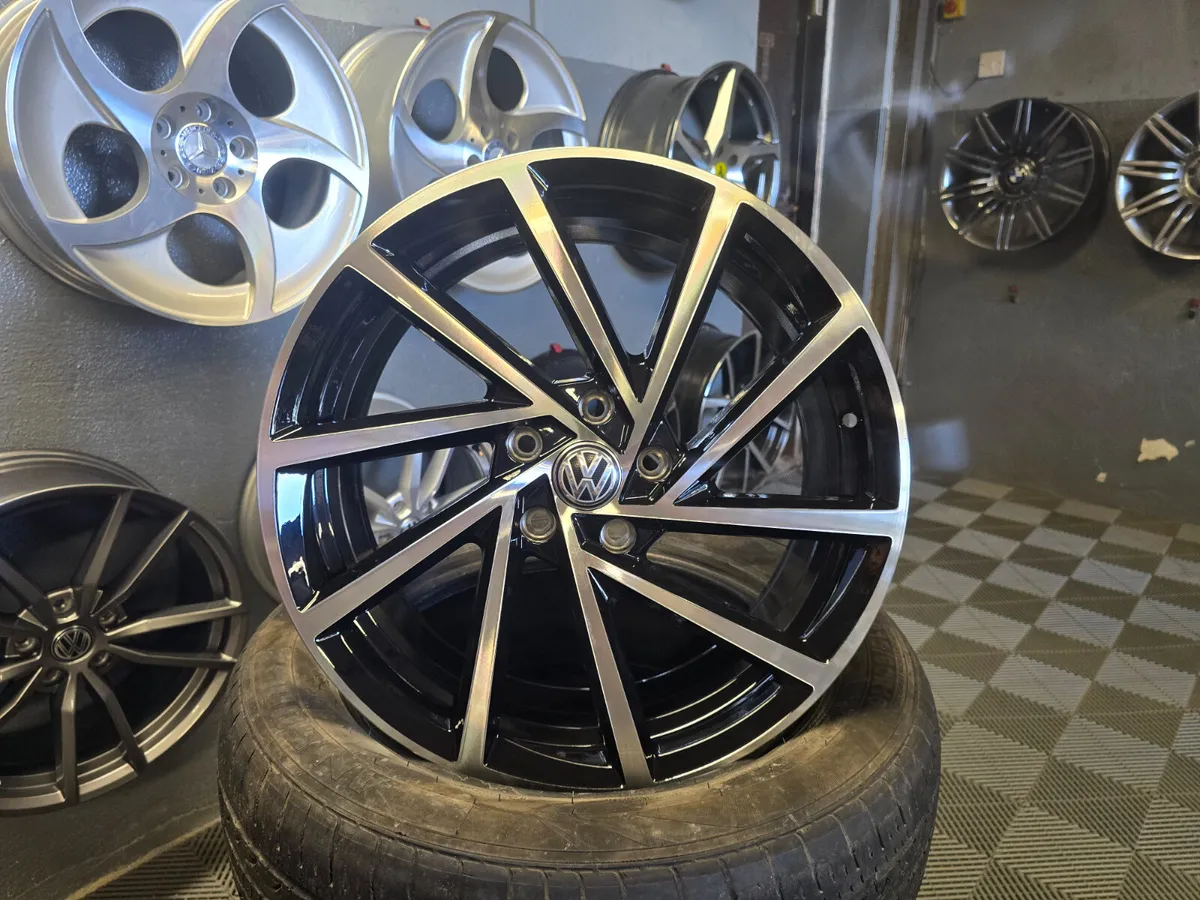 **Special** 18" Volkswagen Bergamo Style - Image 1