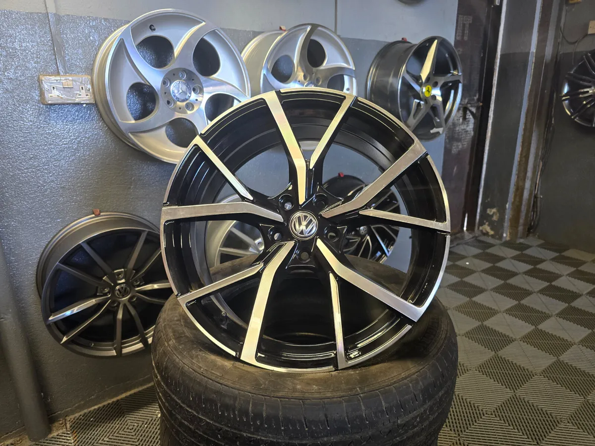 **Special** 19" Volkswagen Estoril Style