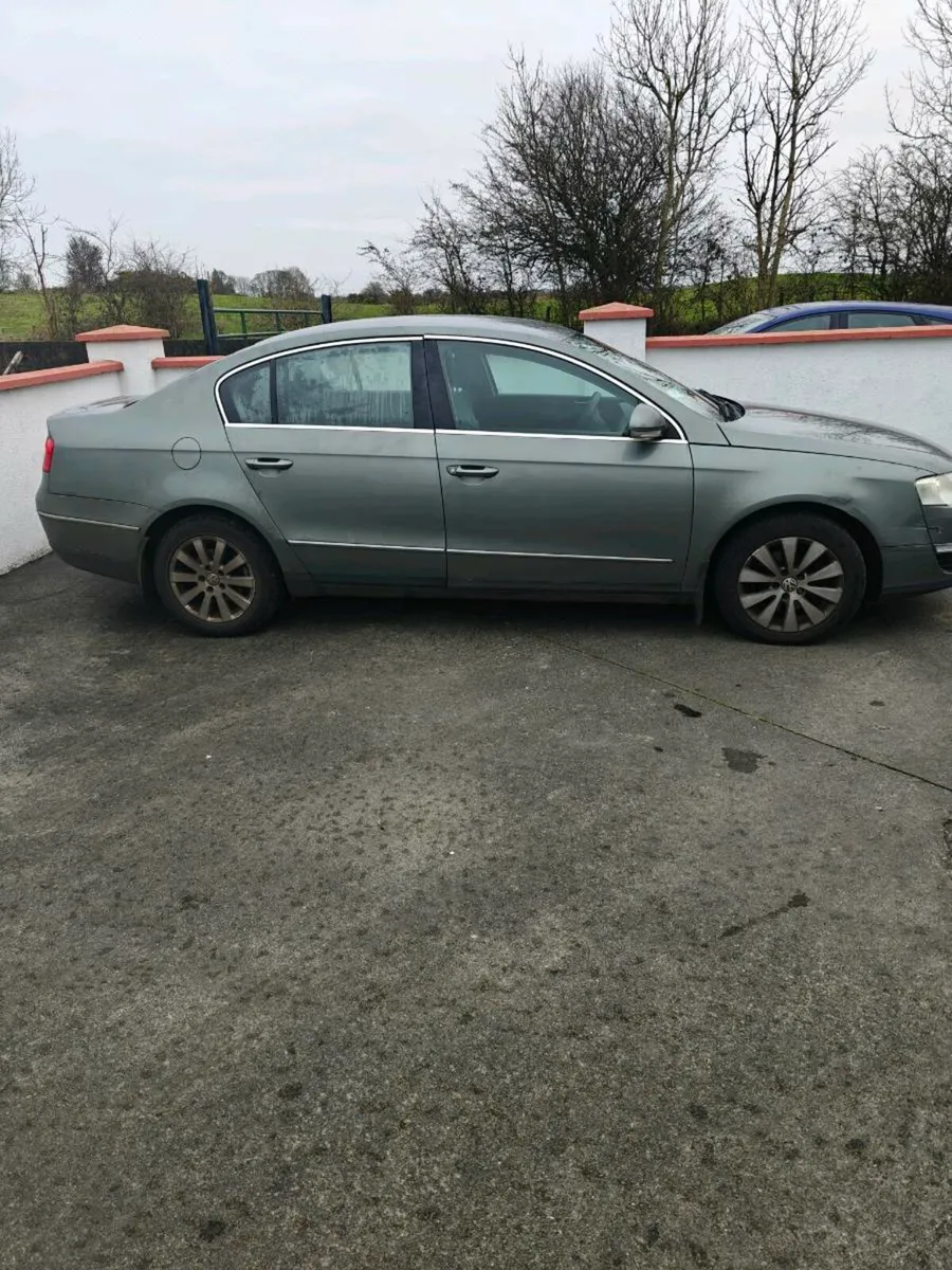 2008 volkswagen passat - Image 2