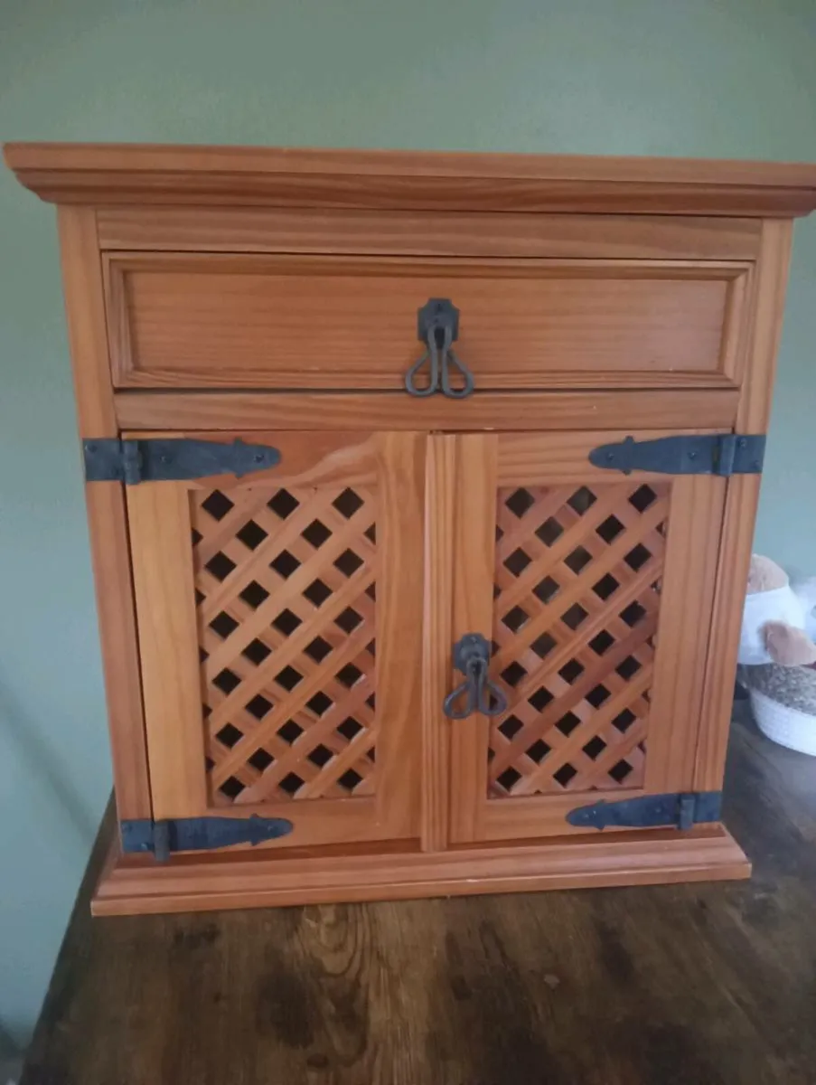 Lovely unit like new 30 Euro - Image 1