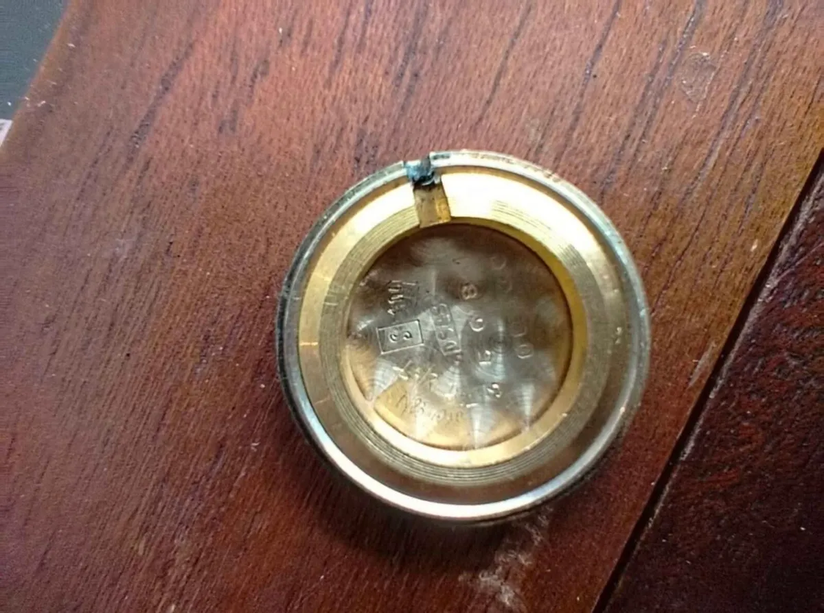 Woman’s Rolex 1968 Gold 35081 - Image 4