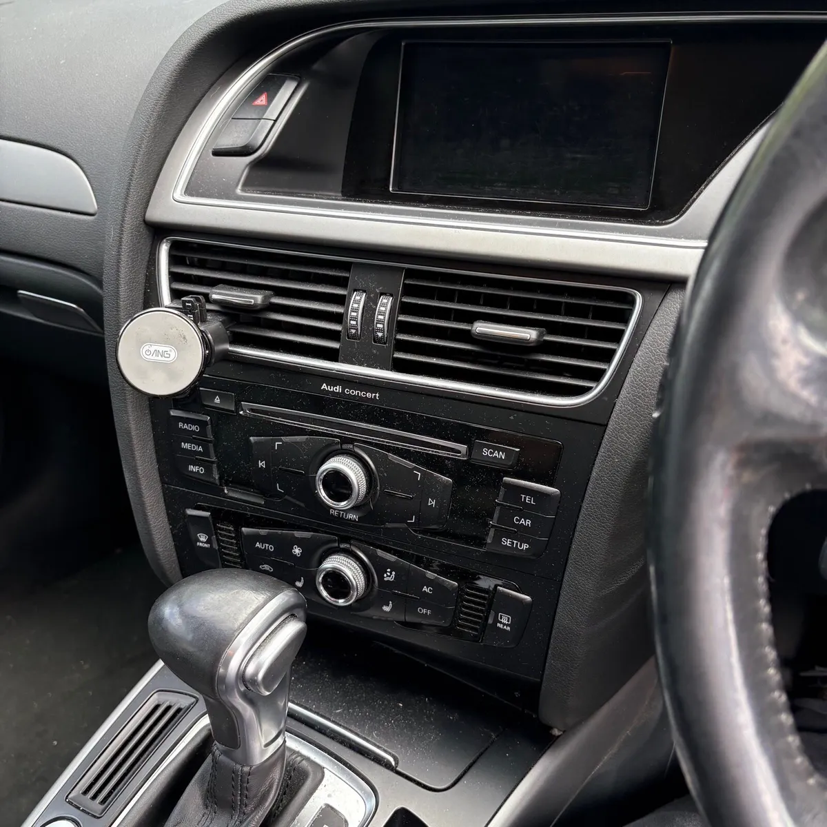 Audi A 4 2013 2.0 Automatic sline - Image 3