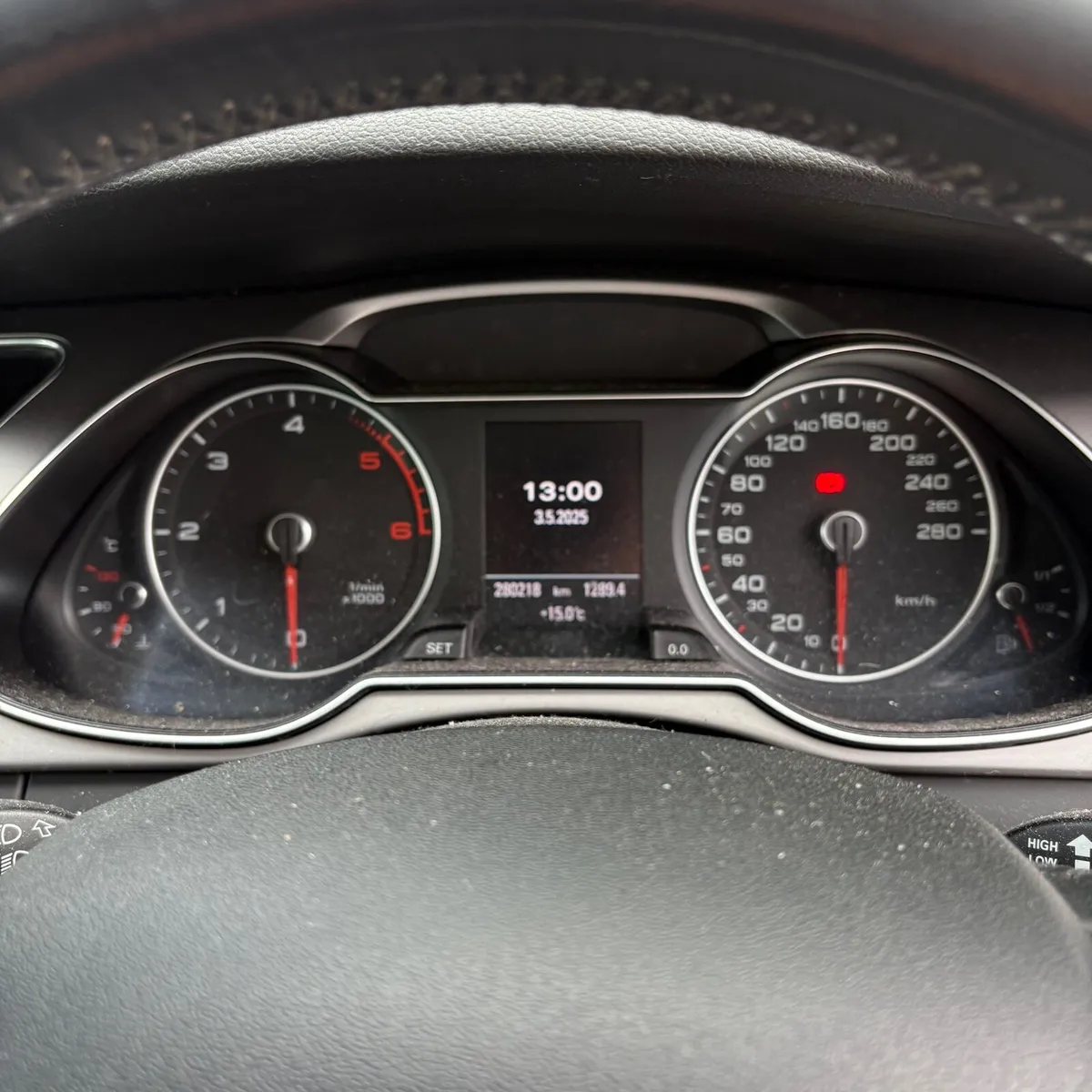 Audi A 4 2013 2.0 Automatic sline - Image 4