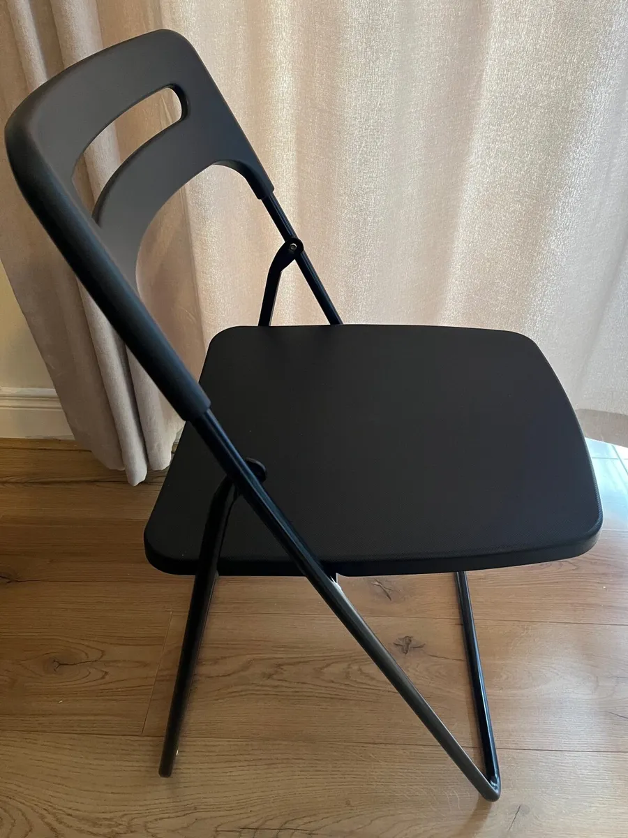 Wood folding chair - Image 1