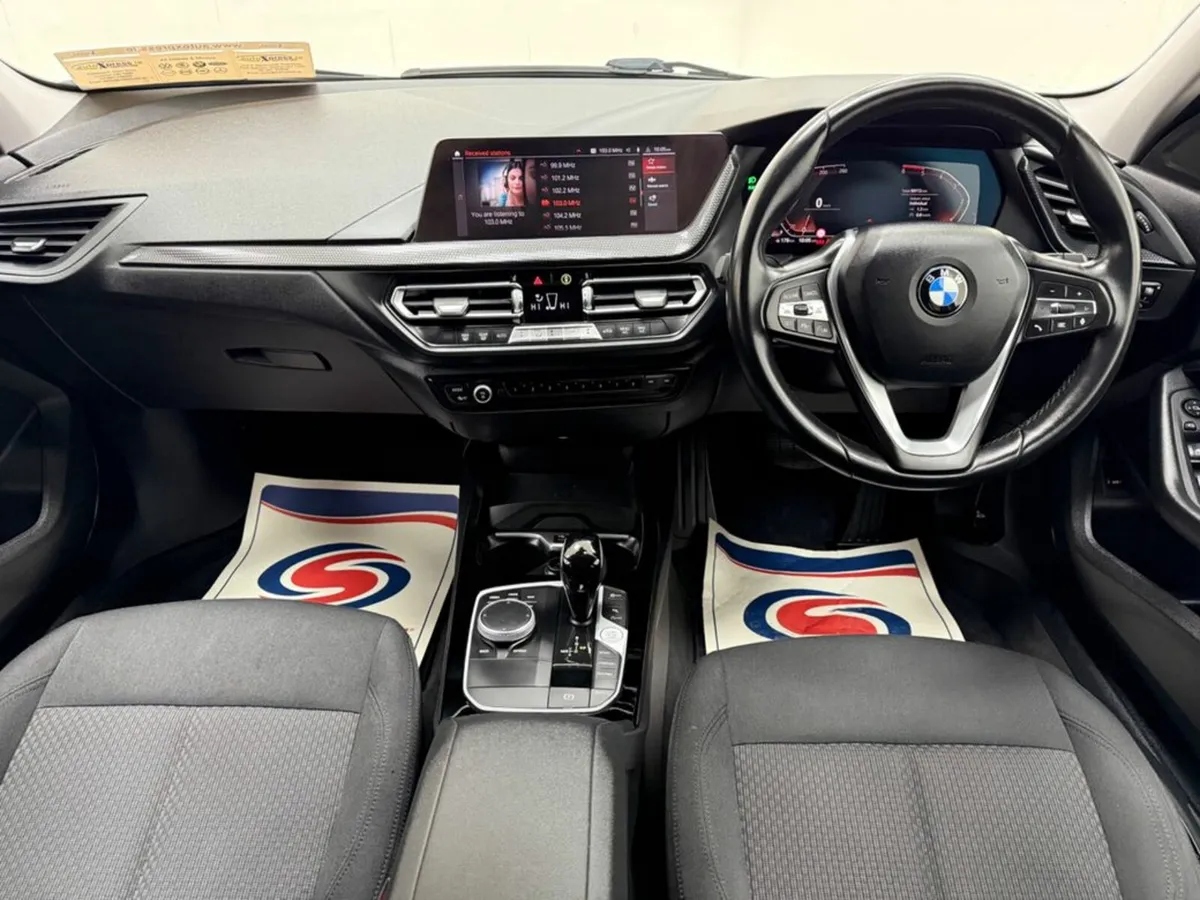 BMW 1-Series 2.0 D Automatic - Image 2
