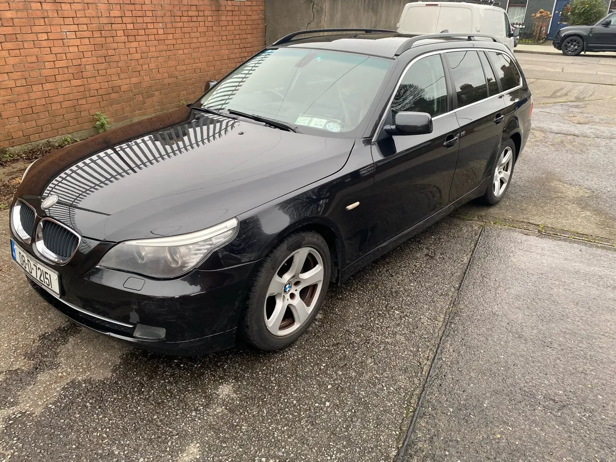 BMW E61 - Image 2