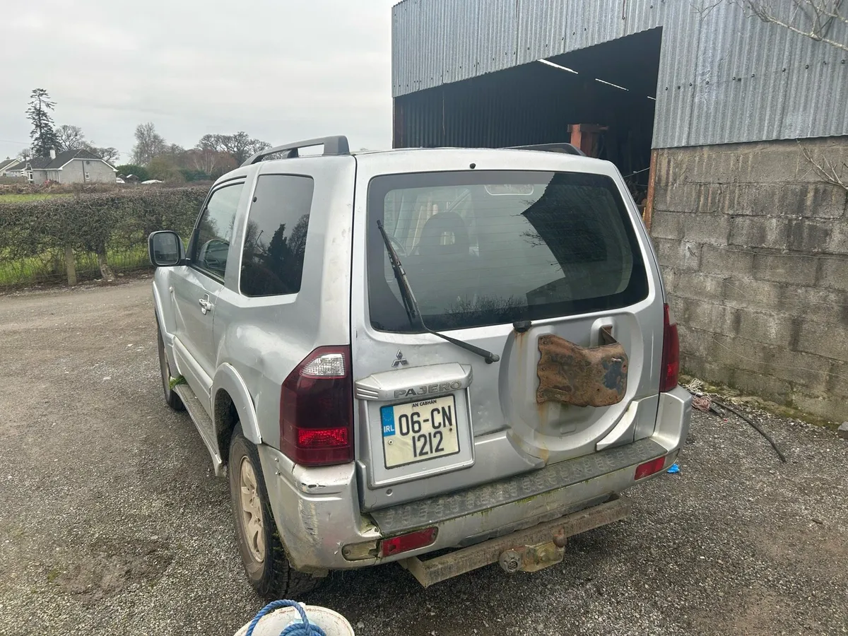 Pajero Jeep - Image 3