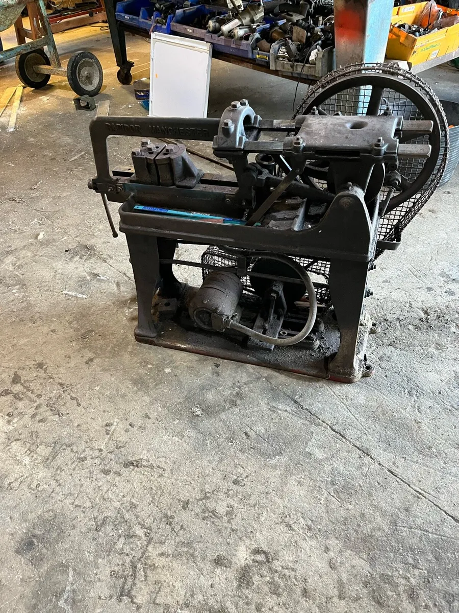 Power Hacksaw - Image 4