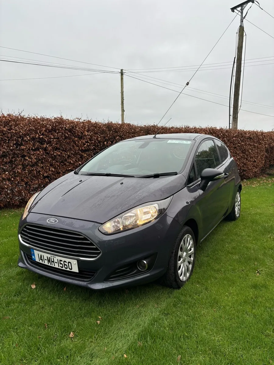 2014 Ford Fiesta van - Image 2