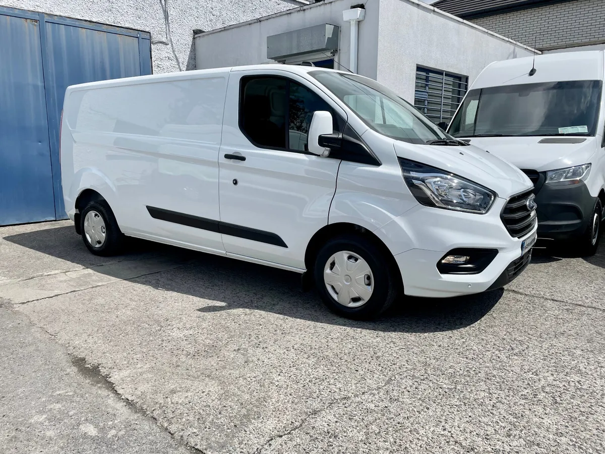 Ford Transit Custom 300L2 Trend 2.0TDCI 130PS,2023 - Image 2