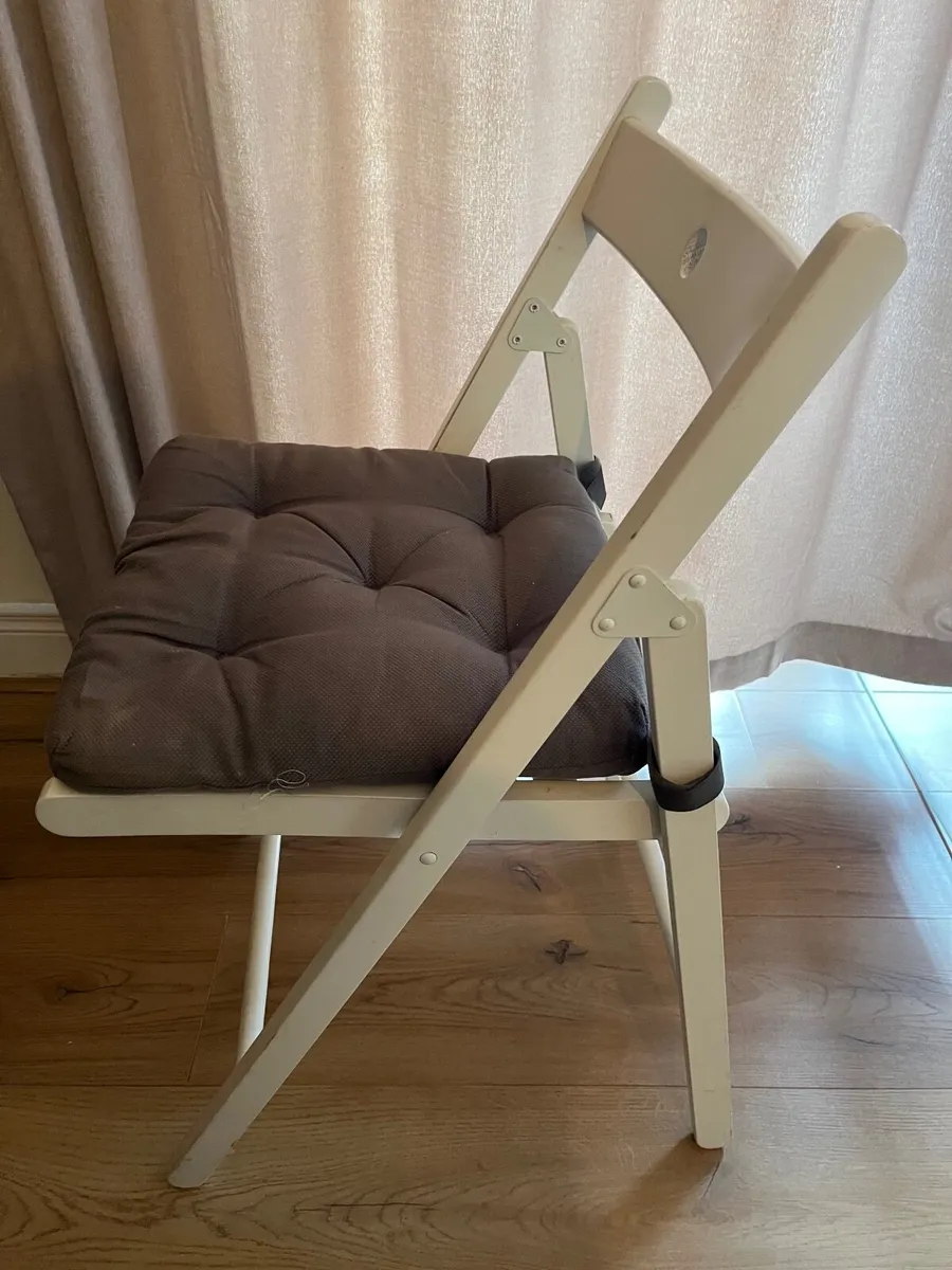 Folding Chair - Image 2