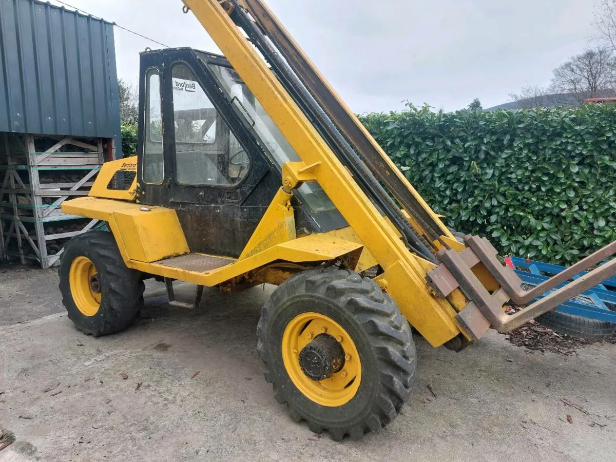 All terrain forklift - Image 1