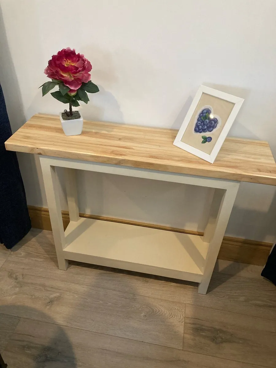 Console Table - Image 1